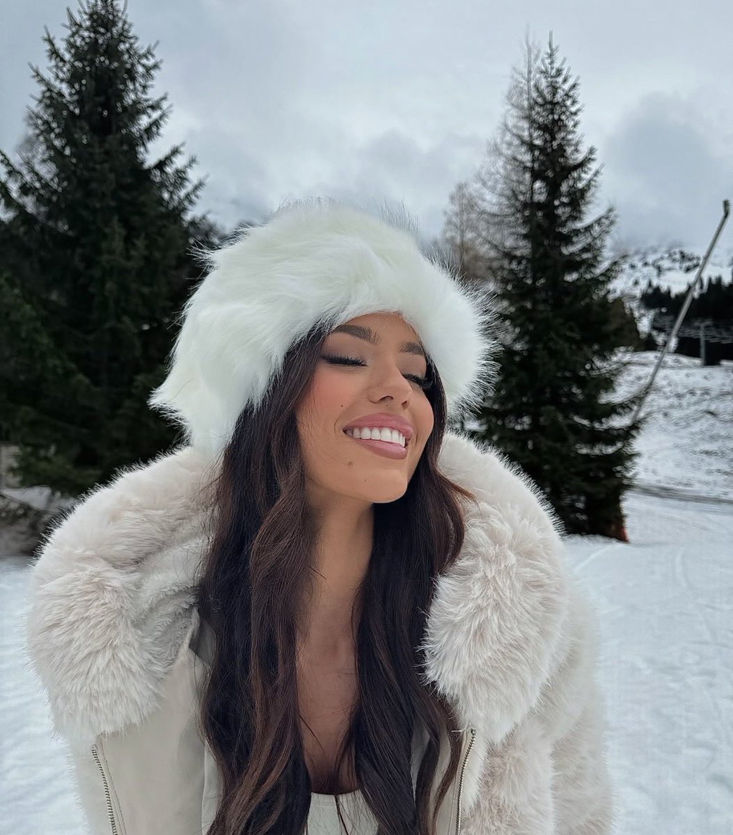 maxjoanna_'s tweet photo. 🥶 https://t.co/XTuwSsGZZG