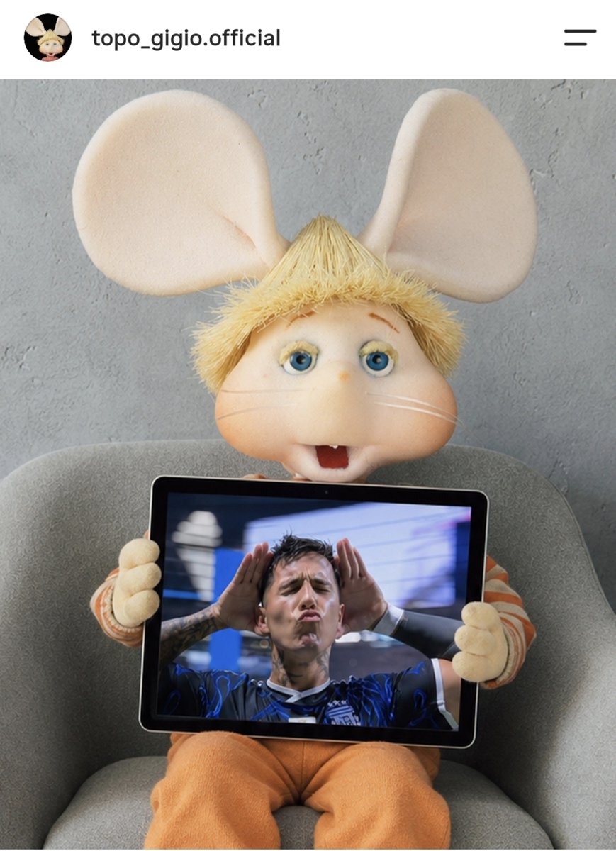 cecedric10_'s tweet photo. ¿Por qué desprecian tanto a Topo Gigio? Si él salió re agradecido con Enzo por hacer su gesto. https://t.co/V2uIkyOLxQ