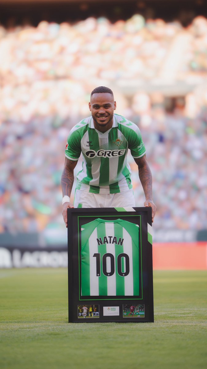 Natansouza0404's tweet photo. 100 partidos defendiendo esta camiseta y una victoria para hacer este momento aún más especial. 
Te quiero Betis 💚🤍 https://t.co/pIOAuiGwHP
