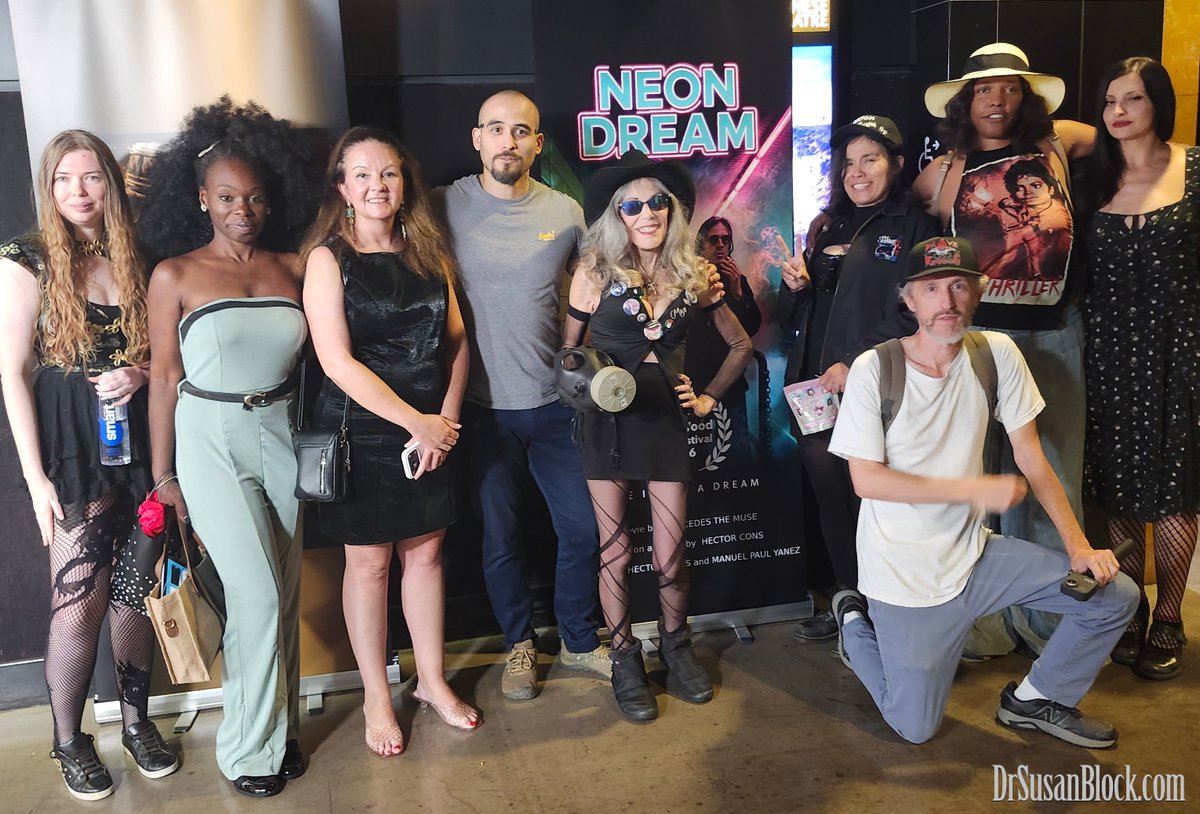drsuzy's tweet photo. Stepping out @IndiewoodFF's Red Carpet to support @GasmaskGirl_ 's awesome new film NEON DREAM🎦 then back to Bonoboville with Chico & the Spirit of My Beloved Captain Max💙 who so enjoyed #GasMaskGirl on #DrSuzy-Tv: https://t.co/EMpa5BoEk5 🤿 +#Troma https://t.co/Ikrwc5n7rC🍿 #GoBonobos watch #NeonDream: https://t.co/0sDhmzMz3D 😎 #RIPMax