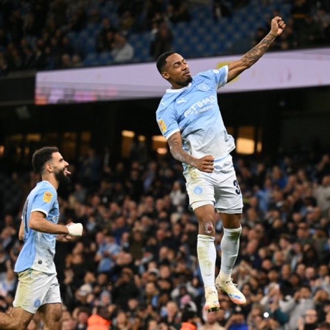 UTD_Seth001's tweet photo. 🚨Norwich head coach Philippe Clement on Manchester City’s 5-0 win over Norwich:

🗣️ Philippe Clement: “The scoreline says 5-0, but honestly, I think we could have lost by more because tonight we didn’t face a million-pound team. We faced a team full of outstanding youngsters.

When we saw the lineup and Bouaddi and Kovacic were starting, we thought, ‘Okay, maybe we can make this uncomfortable for them.’ We saw what they did to Manchester United with 10 men, and we saw Enzo, Anderson and Semenyo with Haaland not starting. We felt relieved and thought we had escaped a beating.

Our idea was to be aggressive on Kovacic, stop him turning and force Bouaddi to play under pressure. We wanted to attack the physical side of the midfield and make City uncomfortable in the first phase.

Then the game starts and a 17-year-old Samba picks up the ball, drives forward with no fear and finishes with that kind of confidence. I think he watched Max Dowman’s performance against Arsenal, then saw the wonder goal Shea Lacey scored for Manchester United and decided to end the conversation. And he certainly did.

I looked at my staff and thought, ‘Okay, we’re going to have a long night.’

Because that goal changed the feeling of the game. Suddenly City had confidence, their midfield started finding the spaces between our lines, and every time we tried to press one player, another player appeared in the space we had left.

We tried to close the centre, they went wide. We pushed wide, they found the half-spaces. We dropped deeper, they controlled the ball and waited for the next opening.

That is what makes them so difficult.

And Allan… what can I say? I was a huge fan of him at Palmeiras. Tonight I thought, ‘I’m going to enjoy watching this kid.’

I just didn’t expect to be the victim of his performance.

He used tonight as an opportunity to show everyone what a beautiful talent he is.

For us, it was a lesson.

You think you have a plan to stop Manchester City, then they show you another player, another movement, another solution.

That is the difference between facing a good team and facing a team full of outstanding youngsters.”