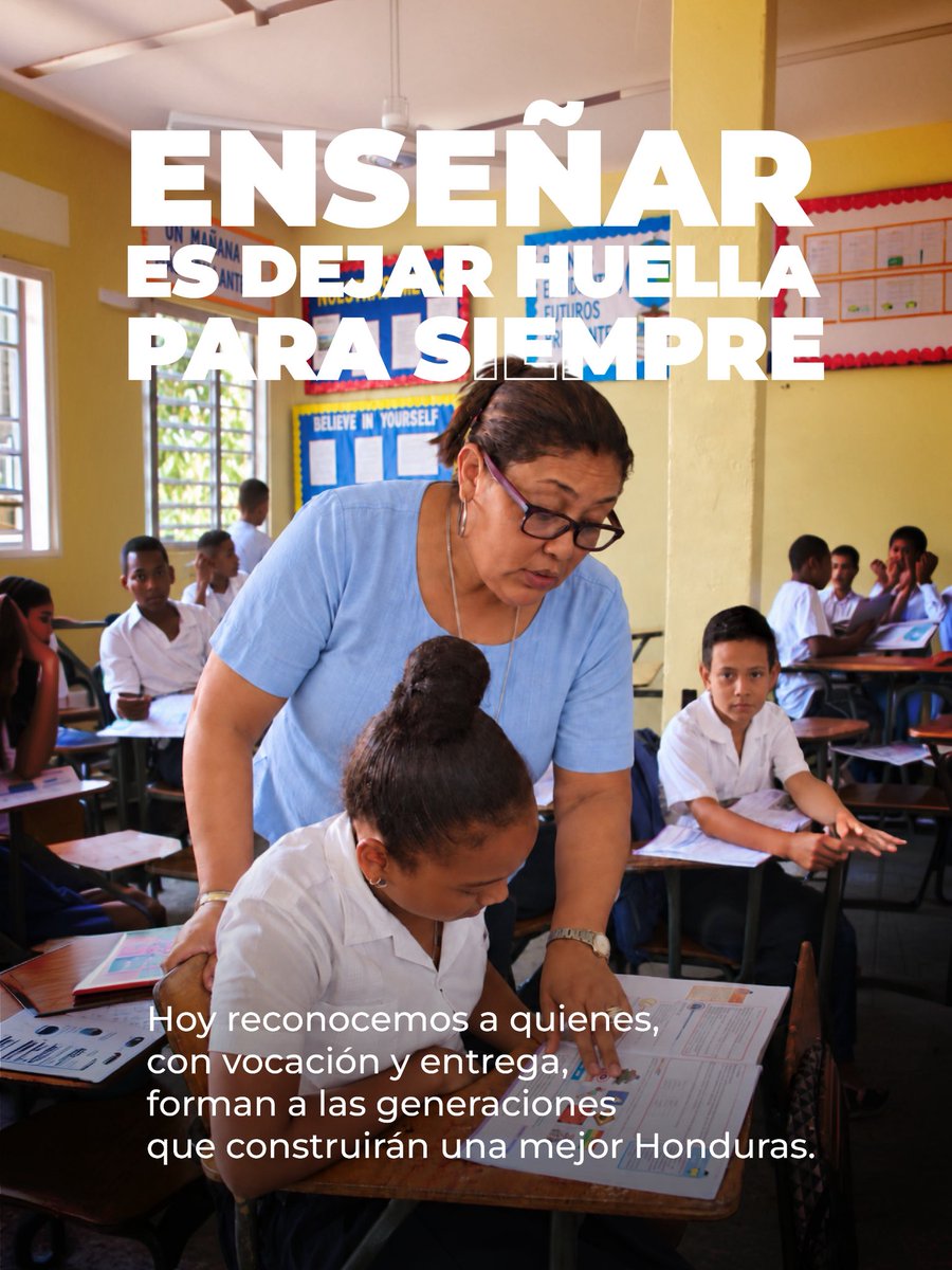 PNH_oficial's tweet photo. Hoy reconocemos a quienes hacen de la enseñanza una vocación de servicio y una herramienta para transformar vidas.

A cada maestro y maestra que, desde las aulas, forma generaciones, transmite valores y abre caminos de oportunidad: nuestro respeto y gratitud.

Feliz Día Maestros https://t.co/XWKTPIxnvg