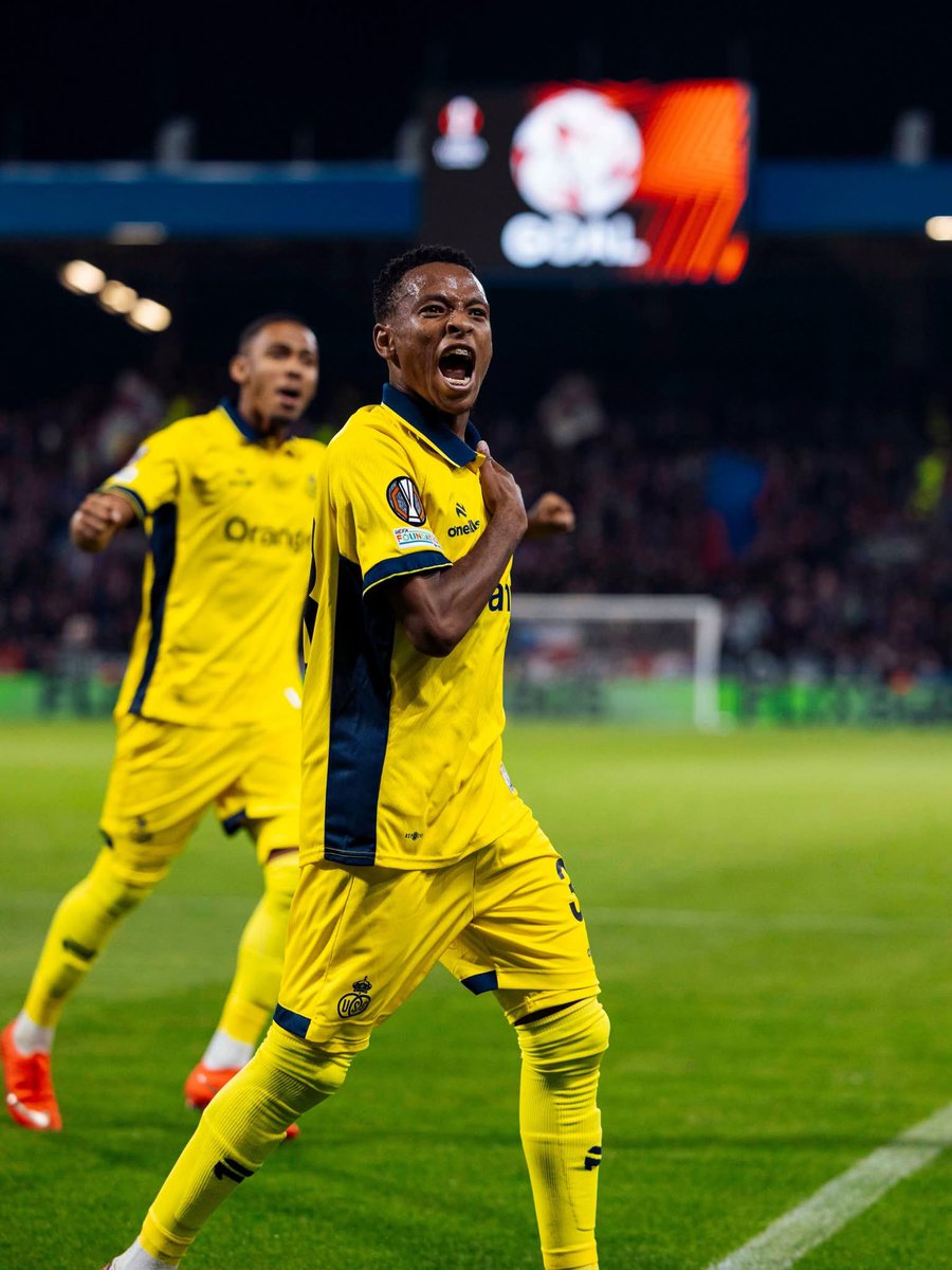 Siya_homiey's tweet photo. Playing for the badge ❤️ https://t.co/VggR9dicLK