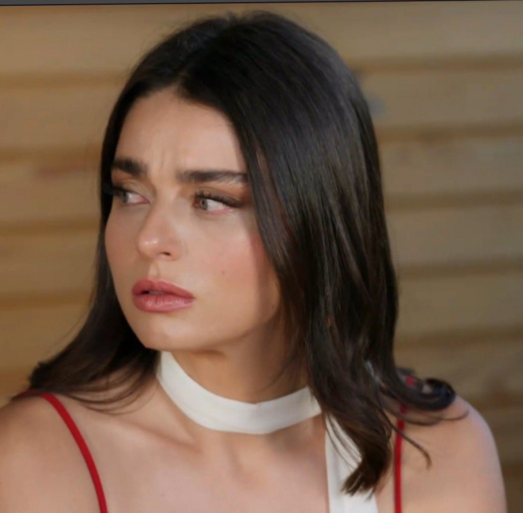 girlyafterskies's tweet photo. X: I have seen hundereds of couples. I don't know what kind of a problem you have, but i am seeing a very deep love between you too

#MuhtemelAşk #DefKad https://t.co/kYG5DDn0dD