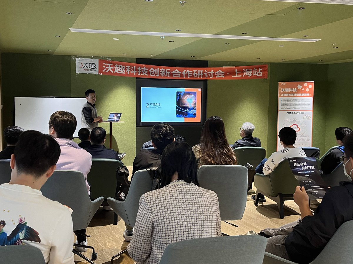 iyS6ZnHT1cZvSdG's tweet photo. Just wrapped up an insightful workshop on data storytelling! Learned how to turn raw numbers into compelling narratives that drive action. Grateful for the expert insights and engaging discussions with fellow professionals—excited to apply these new skills! https://t.co/RoPoptaqdD