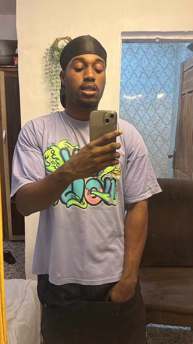 Badboycharll's tweet photo. I don wear clothe oo 
God go punish una .😂 https://t.co/KoQiVxeeoB