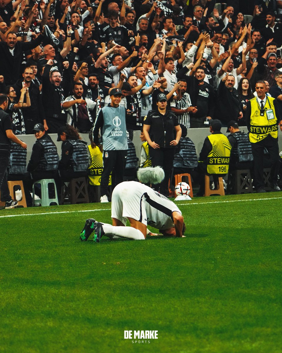 vicemirx's tweet photo. Kendi Salahımızı kendimiz ürettik çok şükür harikasın İlhan Fakılı 🦅 https://t.co/dtbTmxGz7t