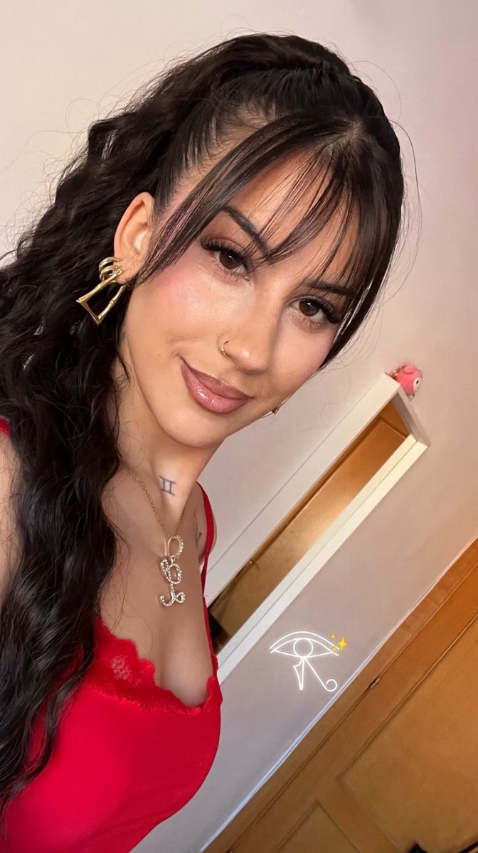 TwojaEmilkav1's tweet photo. Wracam do was 🥰 https://t.co/Ss3CIjcETX