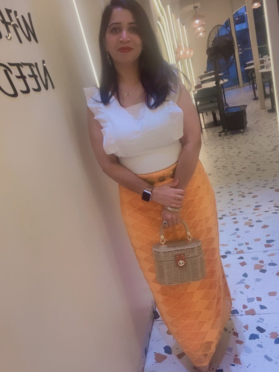 KeithAlvarli's tweet photo. First of all: my high school is pretty small and everyone pretty much knows everyone else, and I am one of those people in school who is kind of an outcast, along with most of my friends. https://t.co/cGcGWVrqvI