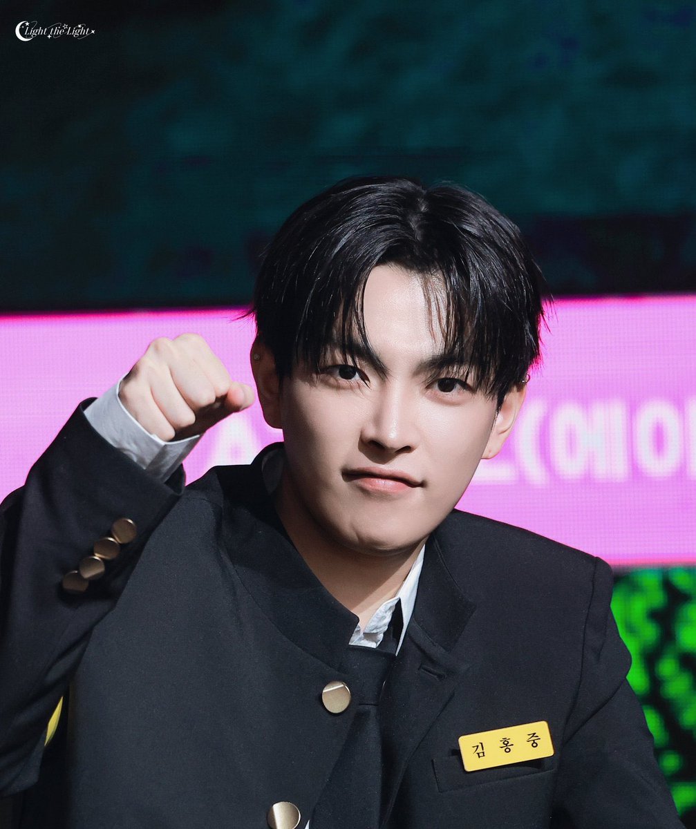 sqrlhongjoong's tweet photo. #홍중 https://t.co/bjjh3vBT36