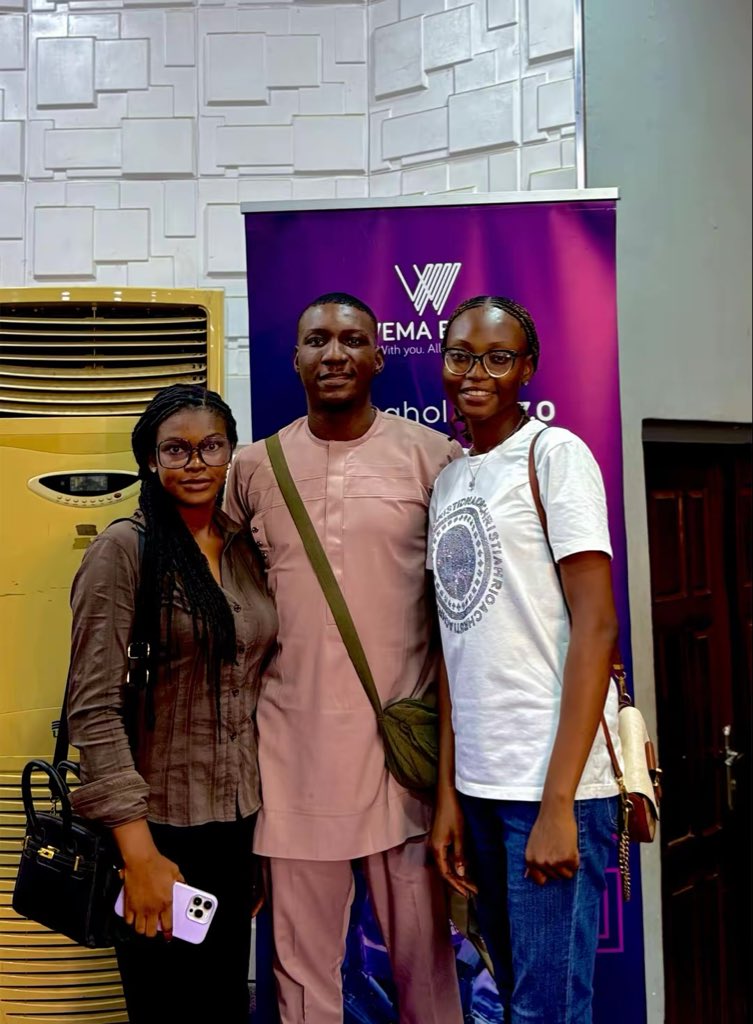 K1ng_cephazigma's tweet photo. LAYING THE FOUNDATIONS FOR THE FUTURE OF AFRICAN MOBILITY.
Meet the early members of the MOVEMENT OS Team.
This was our first day at the WEMA BANK HACKAHOLICS 7.0
#entrepreneurship #nigerianbusinessowners #techstartup #visionboard #startupbusiness https://t.co/FGAoOUB8tr