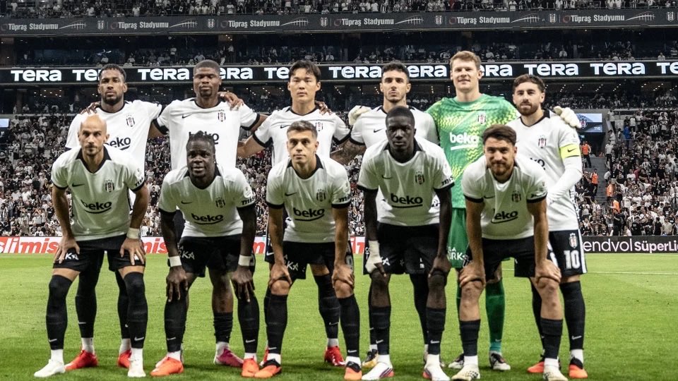 erhanbeykoz's tweet photo. Bunca olumsuzluğa karşı, Beşiktaş içimizi ısıtıyor. Teşekkürler 🙏 https://t.co/X05nVhJScY