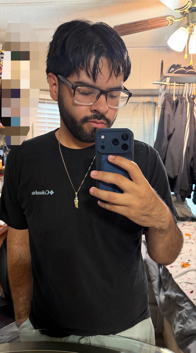 bribri_612's tweet photo. What do we think bout the haircut👀 https://t.co/TyfpkRu0vn