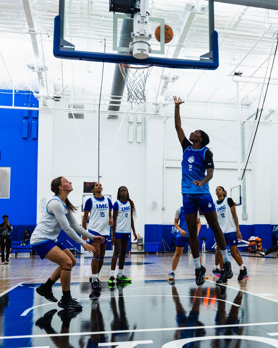IMGABasketball's tweet photo. Practice pace: all the way up 📈

IMG Academy Basketball student-athletes are bringing energy, competing hard, and making every rep count. https://t.co/tW2FgVy8T1