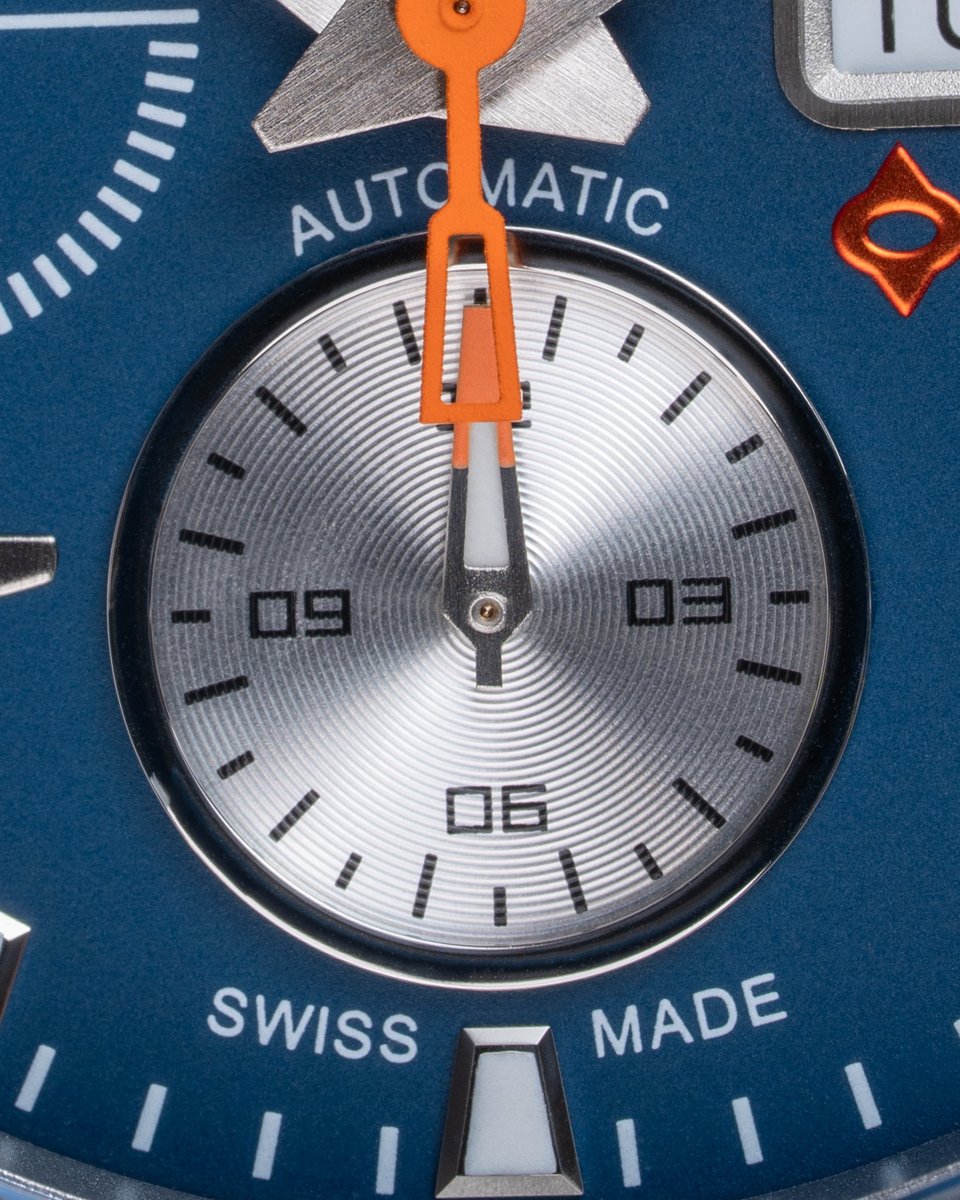 LIVwatches's tweet photo. Aviation runs deep in the P-51 ✈️.

Swiss made. automatic. built for those who never stay grounded.

Landing soon.

👉 Save your spot here https://t.co/P9JSH0ymnS

#LIVWatches #P51 #NewWatch https://t.co/Ewd1sFAJUp