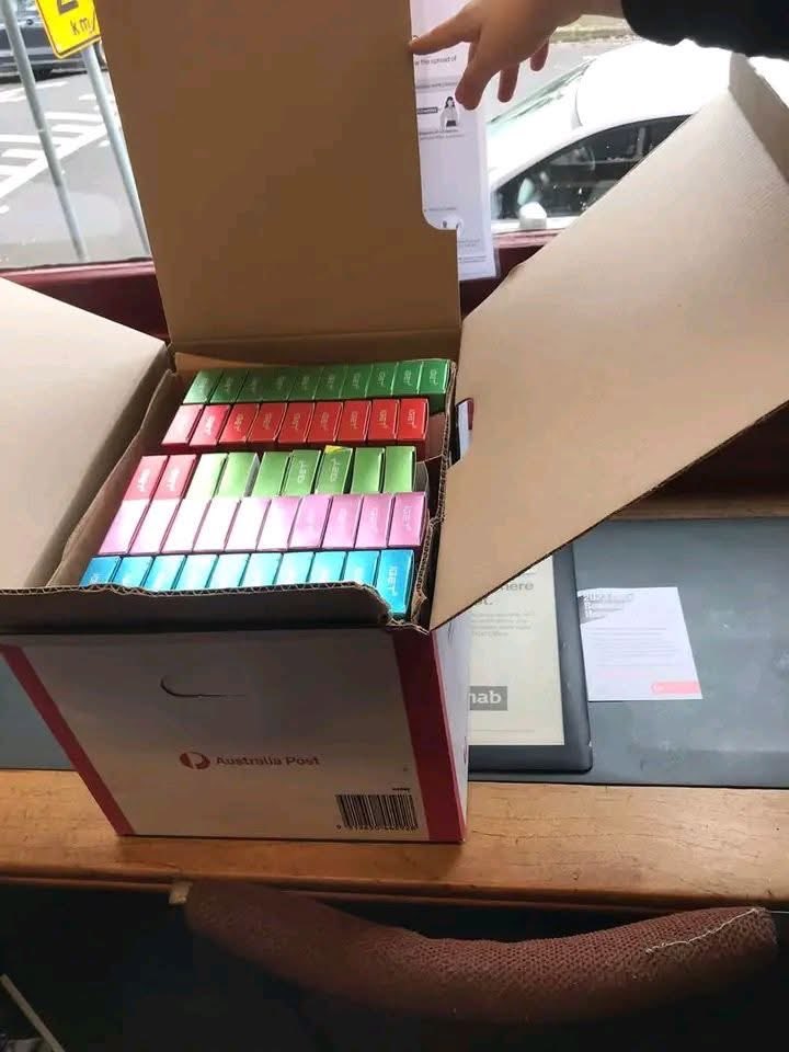 Kashzazabv's tweet photo. Order now 
Asap delivery 📦🔥🔥🔥

#VapingInformation #VapingAwareness #NicotineAwareness #QuitVaping #QuitSmoking #SmokeFree #HealthAwareness #PublicHealth #Australia #AustralianHealth #VapingEducation #TobaccoAwareness https://t.co/Q9Y3IOJBdO
