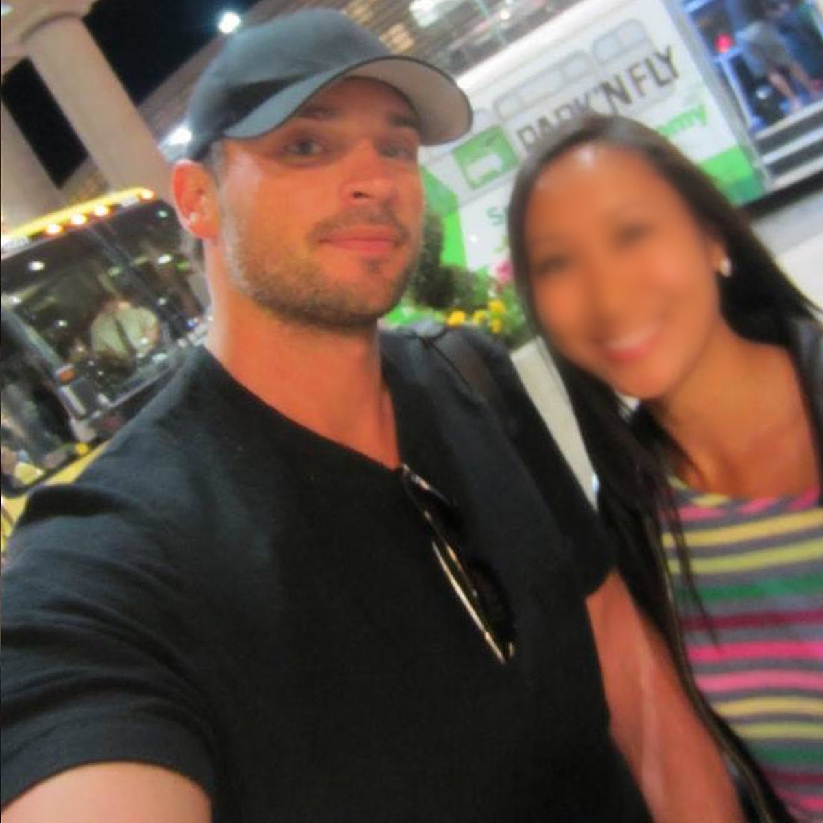 wellingfiles's tweet photo. low quality but you’re tom welling in his 30s https://t.co/QGyludG1rp