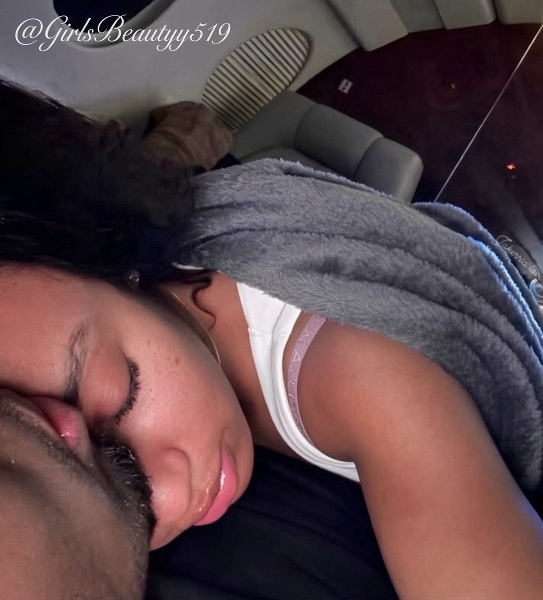 GirlsBeautyy519's tweet photo. let’s ghost the whole world for a weekend,🥹🤞🏾📵🤎just you, me, and absolutely NO distractions. https://t.co/CdYT6EfVw0