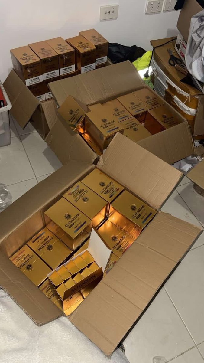 Kashzazabv's tweet photo. Order now 
Asap delivery 📦🔥🔥🔥

#VapingInformation #VapingAwareness #NicotineAwareness #QuitVaping #QuitSmoking #SmokeFree #HealthAwareness #PublicHealth #Australia #AustralianHealth #VapingEducation #TobaccoAwareness https://t.co/ELECpShMAp