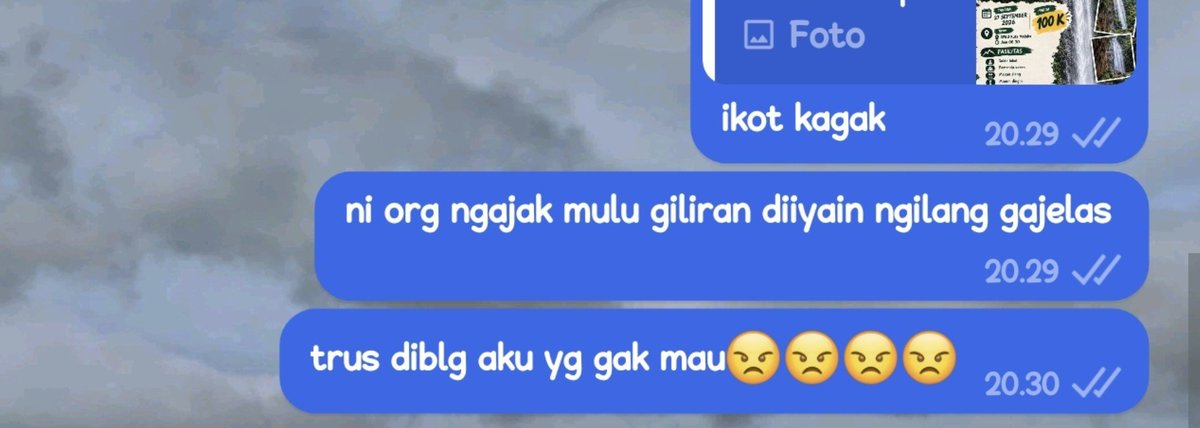 Lacydreamy's tweet photo. punya temen kocak deh ngajakin kemna mana kayak naik gunung/ main jauh gtulah, udah aing direspon nanya2 gmna mau kapan blablabla, dianya gk respon lagi alias gk diread, trus pas udh ketemu tau gk dia blg apa "kemaren aku ajak gamau" FAAAKKKKKKK GAK SEKALI DUA KALI LOH BEGINI☺️ https://t.co/GoVIyuv38O