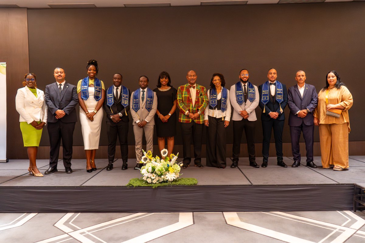 commissionoeco's tweet photo. 👏 Félicitations à nos diplômés, et particulièrement aux lauréats sainte-luciens : Bryonnie Mathurin, Kendlee Enrique Charlemagne &amp; Janique Raymond !🇱🇨

À Rabat, l'OECO a célébré ces futurs leaders &amp; ambassadeurs entre la Caraïbe et le Maroc.

🔗https://t.co/VGybVwY5Y2 https://t.co/2apBb8lRoA