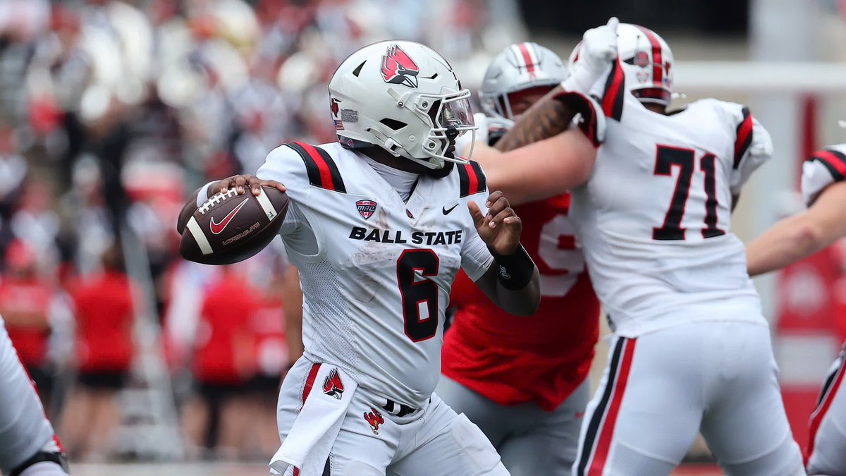 FCRecruits's tweet photo. LETS DISCUSS RECRUITING 

C/o 27, 28, 29 &amp; 30! If You Are Interested In Being Recruited By Ball State University ( @BallStateFB ) COMMENT film, RETWEET &amp; DM us. We Are Sending Over Playmakers For Evaluation.

Coaches &amp; Parents Reach Out!

#TheHomeOfRecruiting🏭 https://t.co/XOY6oCNlqL