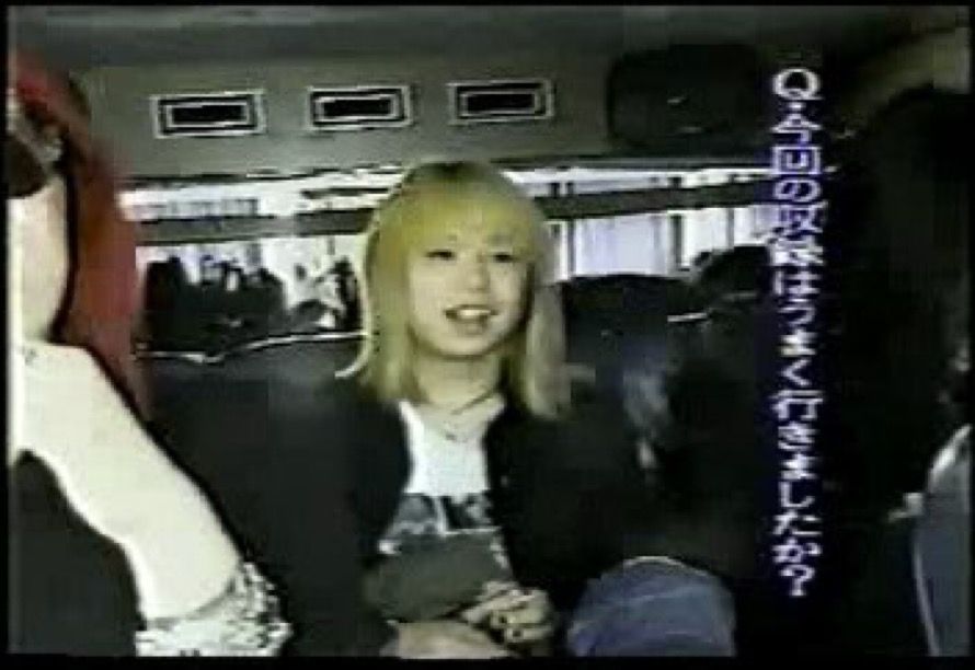 totchibby's tweet photo. sobbing was not aware this is how kyos blonde hair looked unstyled https://t.co/mSoTScBt2i