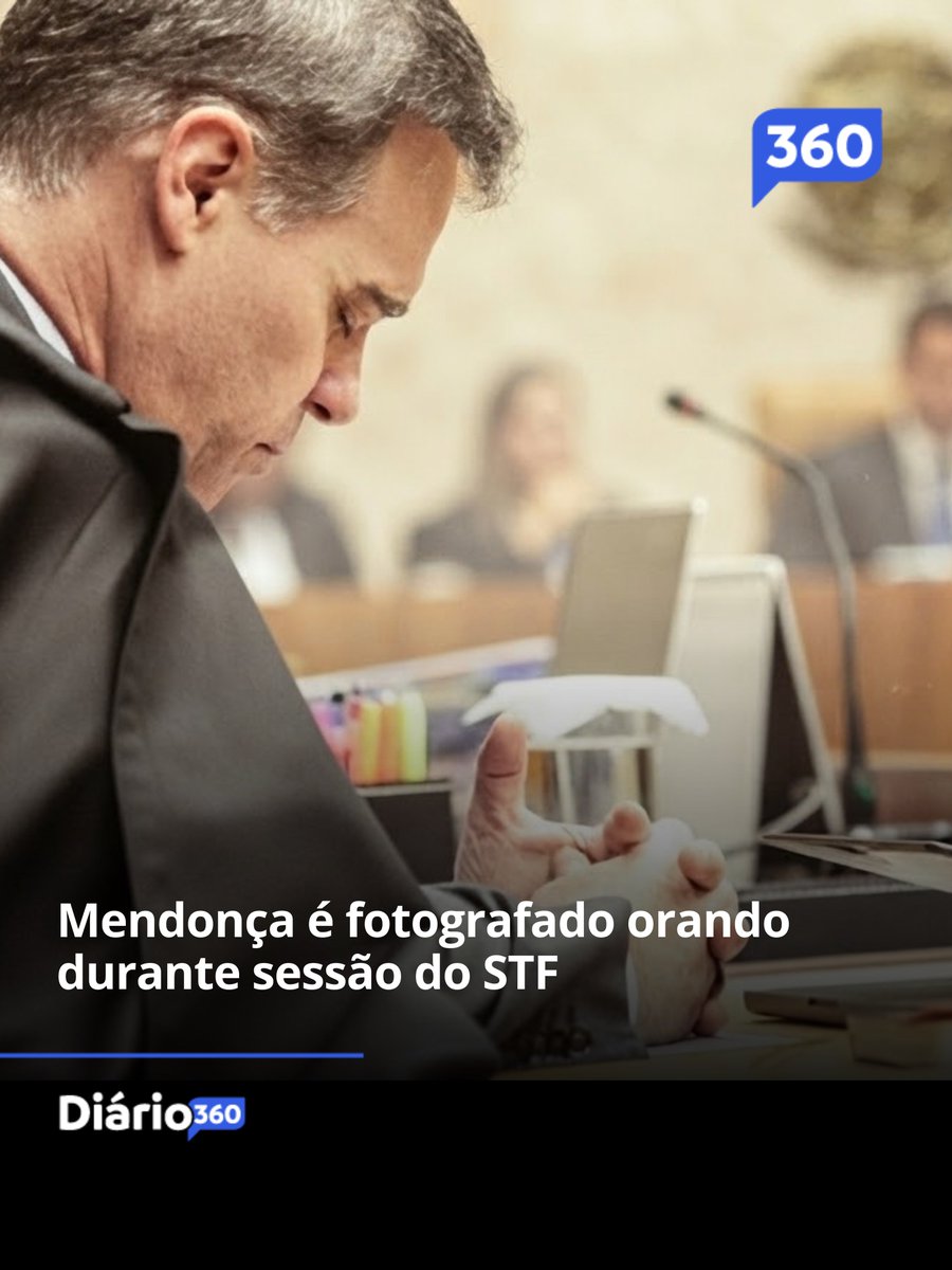 nadjaestrela192's tweet photo. #Repost @diario360
O ministro André Mendonça foi fotografado em um momento de oração durante uma sessão do Supremo Tribunal Federal (STF). O registro chamou a atenção nas redes sociais e rapidamente passou a circular entre internautas, que destacaram a postura do magistrado.🙏 https://t.co/S2CmVaOPOQ