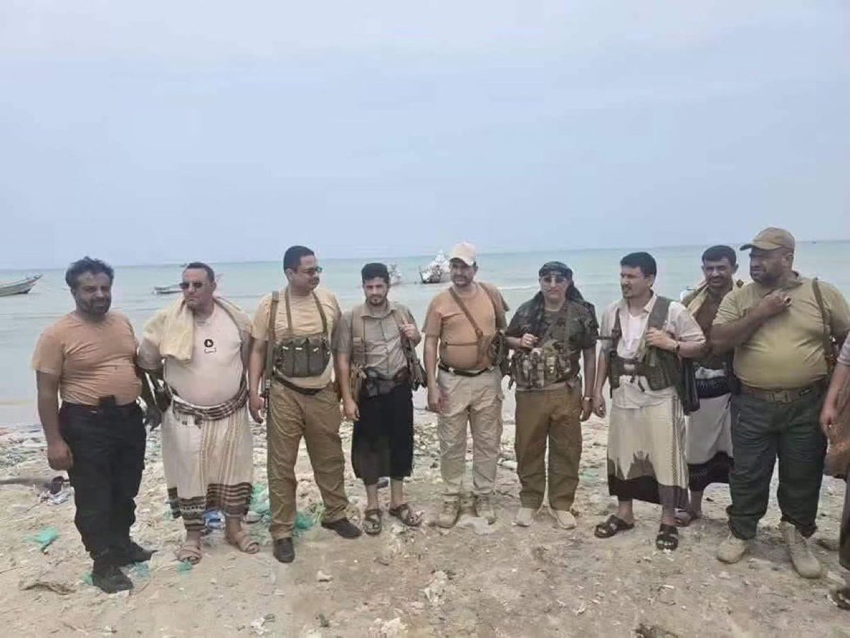 Old_Mem1's tweet photo. @RepRashida الشعب اليمني الذي جوعته السعوديه 🤣 https://t.co/9AigKVcxt4