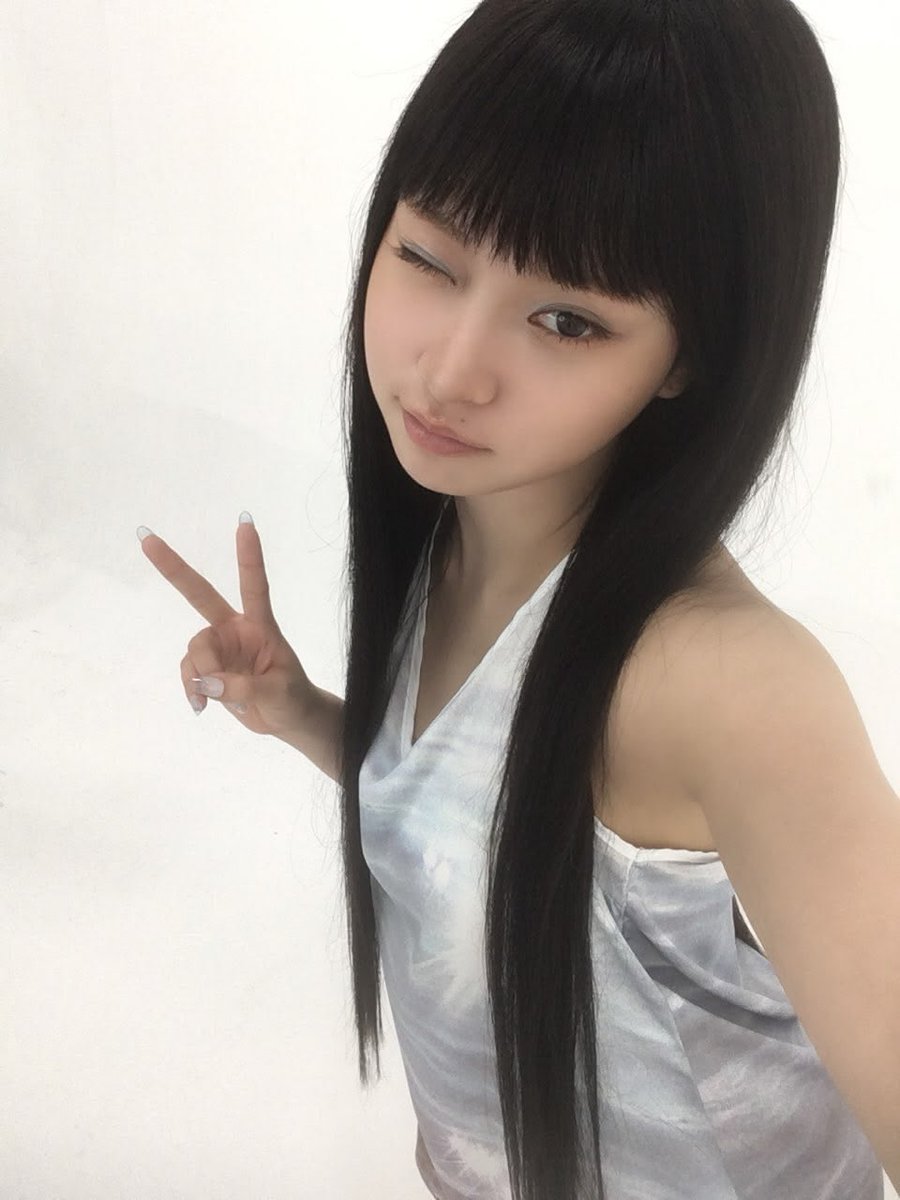 justhaum's tweet photo. is it ever2late? no its never2lateᵎᵎ ☆⌒(ゝ。∂)

#KiiiKiii #키키 #HAUM #하음
#KWAKHAUM https://t.co/0GU14Hbp3F