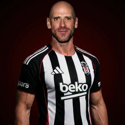 caliskanimben's tweet photo. Yine attı beee #BJKvMAR https://t.co/3qNcBcLvw1