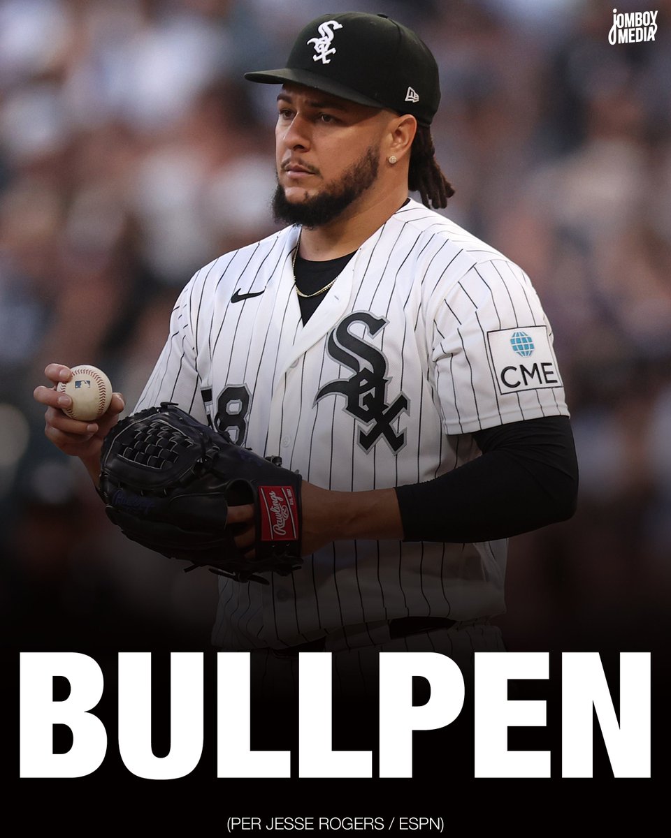 TalkinBaseball_'s tweet photo. White Sox are moving Luis Castillo to the bullpen, per @JesseRogersESPN https://t.co/7cpJkLvtDR