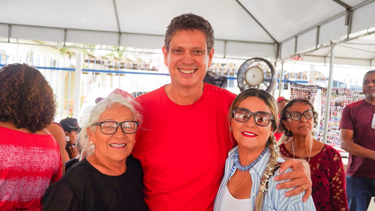 MarcioMacedoPT's tweet photo. É por isso que me colocarei sempre à disposição para promover o diálogo, aproximar as partes e ajudar a construir uma saída que considere as necessidades dos trabalhadores e também as responsabilidades do poder público. https://t.co/SDs4wBPe2B