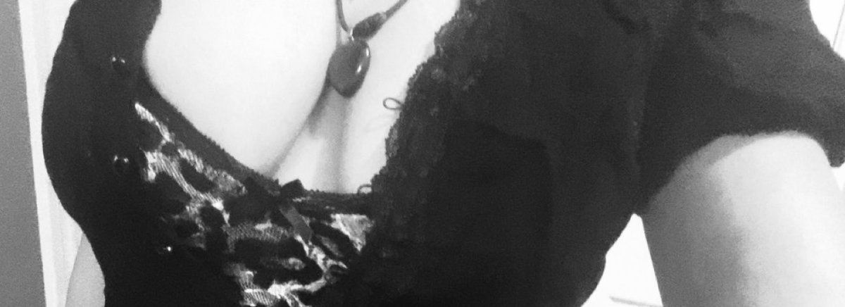 pup13s's tweet photo. is my chest cute #nsfwtwt https://t.co/TZOjr45Wjl