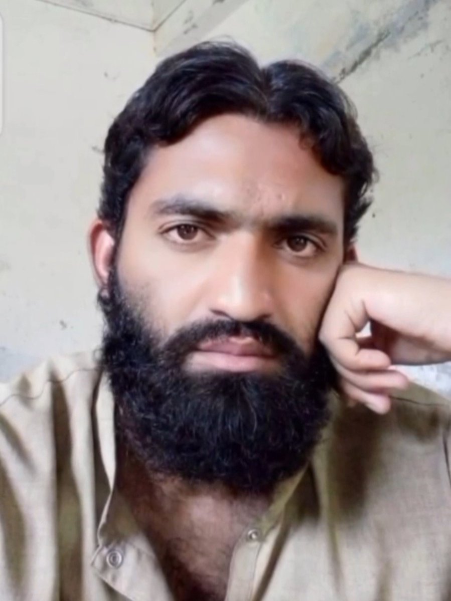 zikriya711's tweet photo. No one knew him; he remained anonymous. He loved Hazrat Umar bin Khattab (RA) so deeply that he changed his name to “Umar Khattab.” He saw Sayyiduna Umar (RA) in a dream, followed his path, and attained martyrdom in the hills of Nagrota

#nagrotaencounter2022 #kashmirtigers #KT https://t.co/lv3yB4smxc
