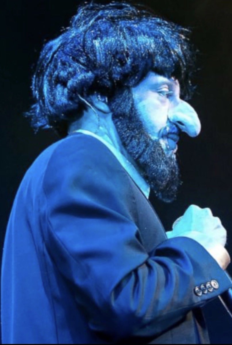 fharris2011's tweet photo. “A costume that critics said was antisemitic”
Zoe Williams, The Guardian https://t.co/R94ndk2RPG