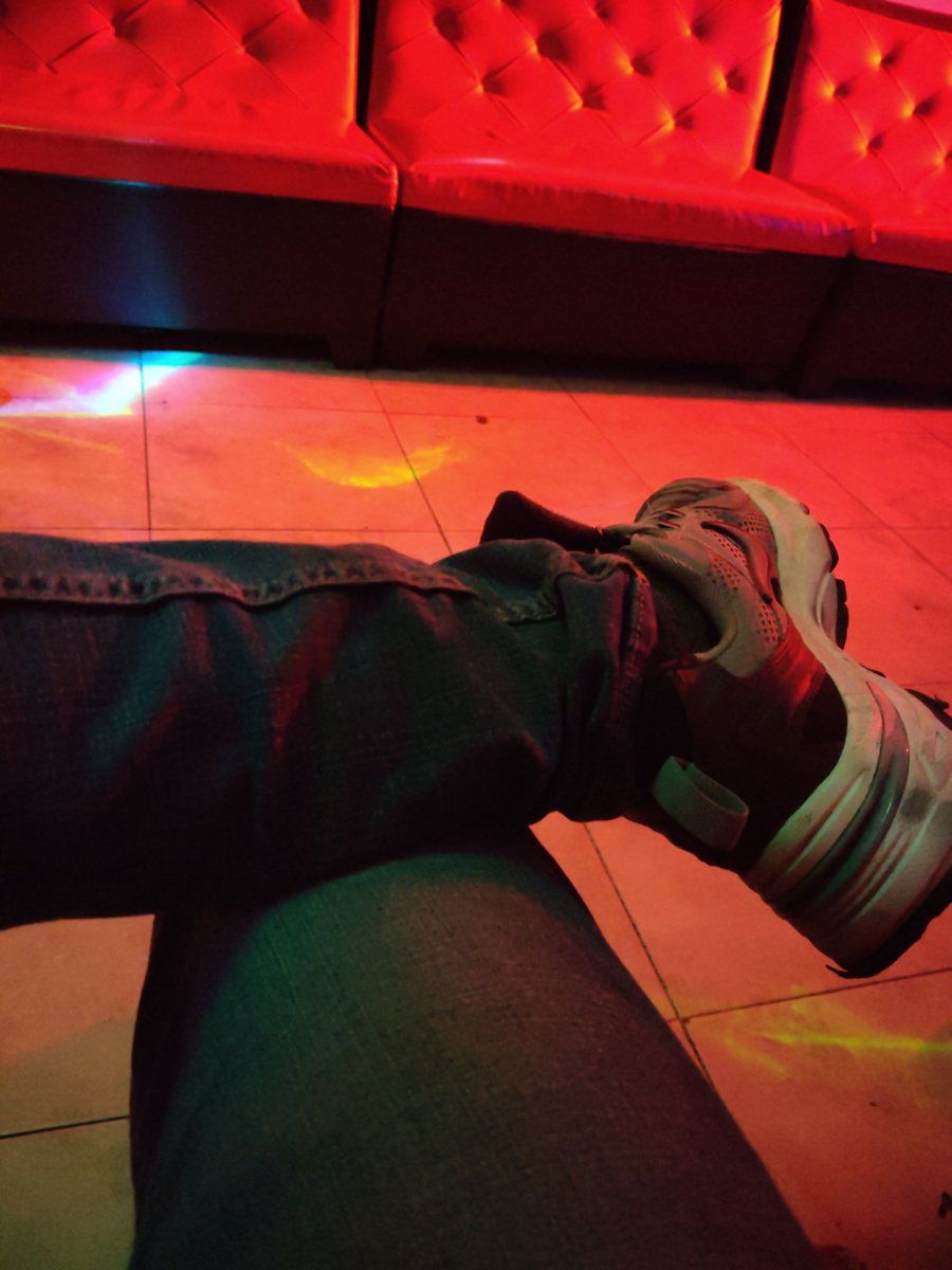 SebasR1234's tweet photo. Ya en cabinas #cab65 alguien por aqui? 🥰😈. https://t.co/jnOyCtEBX7