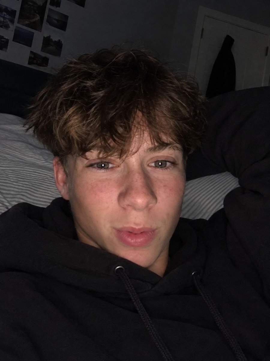 Alexbaitln's tweet photo. Don't be scared to Dm 👇

https://t.co/taReFxlwka https://t.co/oCbwZncPUZ