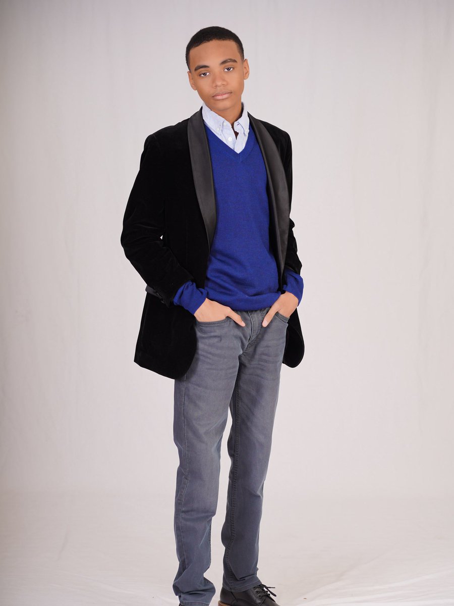 johncasablancas's tweet photo. Teen talent Kasey rocks any and every outfit he wears!
#teenmodel #teenactor #modelportfolioshoot #jctalent https://t.co/Pl7krbVMB9