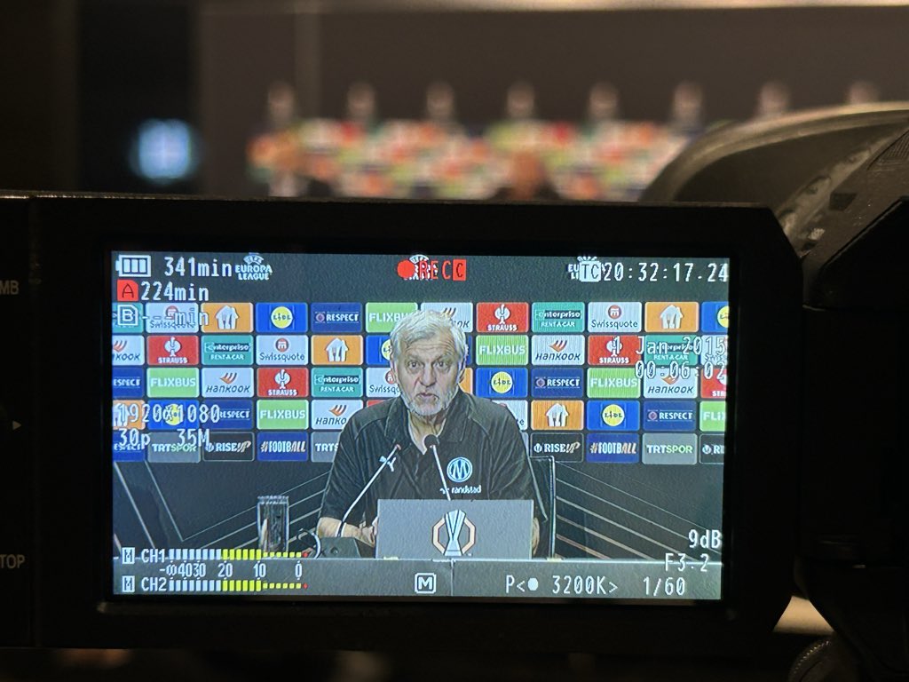 karimattab1's tweet photo. #BJKOM Bruno Genesio « Ce qui me gêne le plus, j’ai trouvé qu’on avait lâché sur les 20-25 dernières minutes. Il y avait des possibilités de revenir à 3-2. On a oublié les fondamentaux du foot. Et ça aurait pu être plus lourd.»
@OM_Officiel #TeamOM @maritimamedias @EuropaLeague https://t.co/kLAS5TEmdG