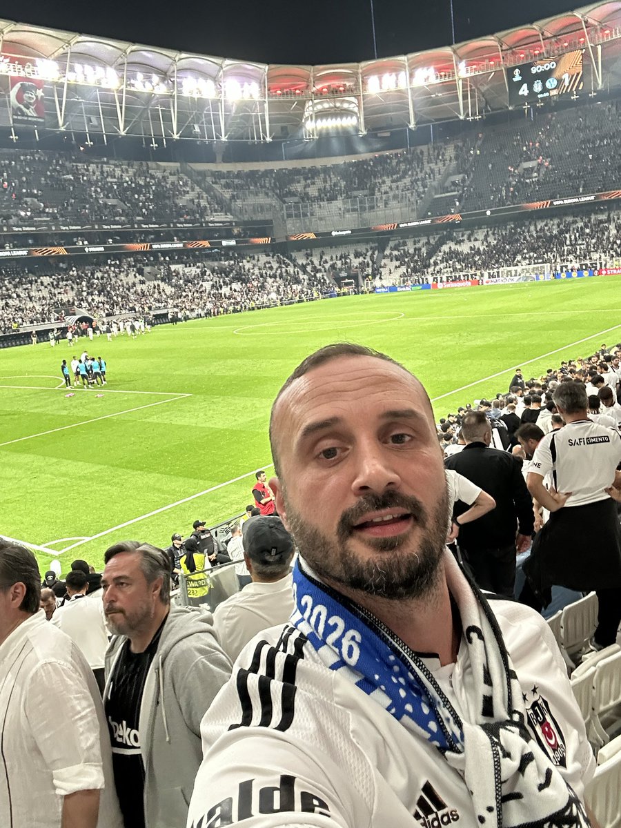 Urc_hkN's tweet photo. Vincenzo italiano effect büyük zafer Beşiktaş’ım iyiyse bizde iyiyiz. https://t.co/FXD2Qx1BWu