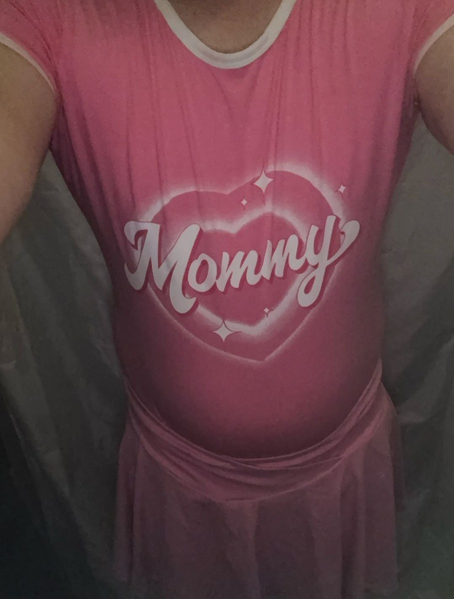 Irisdahlia27670's tweet photo. You asked to see more of her disciplines. As a bonus I'm giving you her humiliating little baby outfit. You're welcome~ https://t.co/Dn0bK2drMT