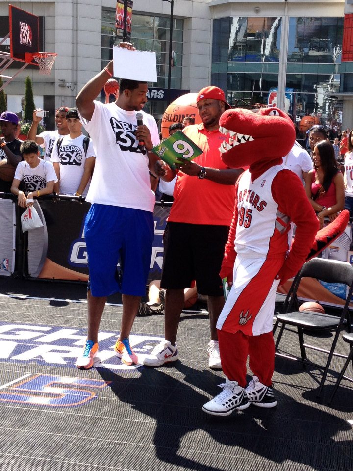 W_Strickland1's tweet photo. Co-Hosting The @NBA 3x3 Dunk Contest In Downtown Toronto With Then-@Cavs PF @TThompson, Rocking The Nike Air Force "@Raptors" Low
#KickGameOfficial #GetBusy #DoWork #TBT https://t.co/9f0xFVycsb