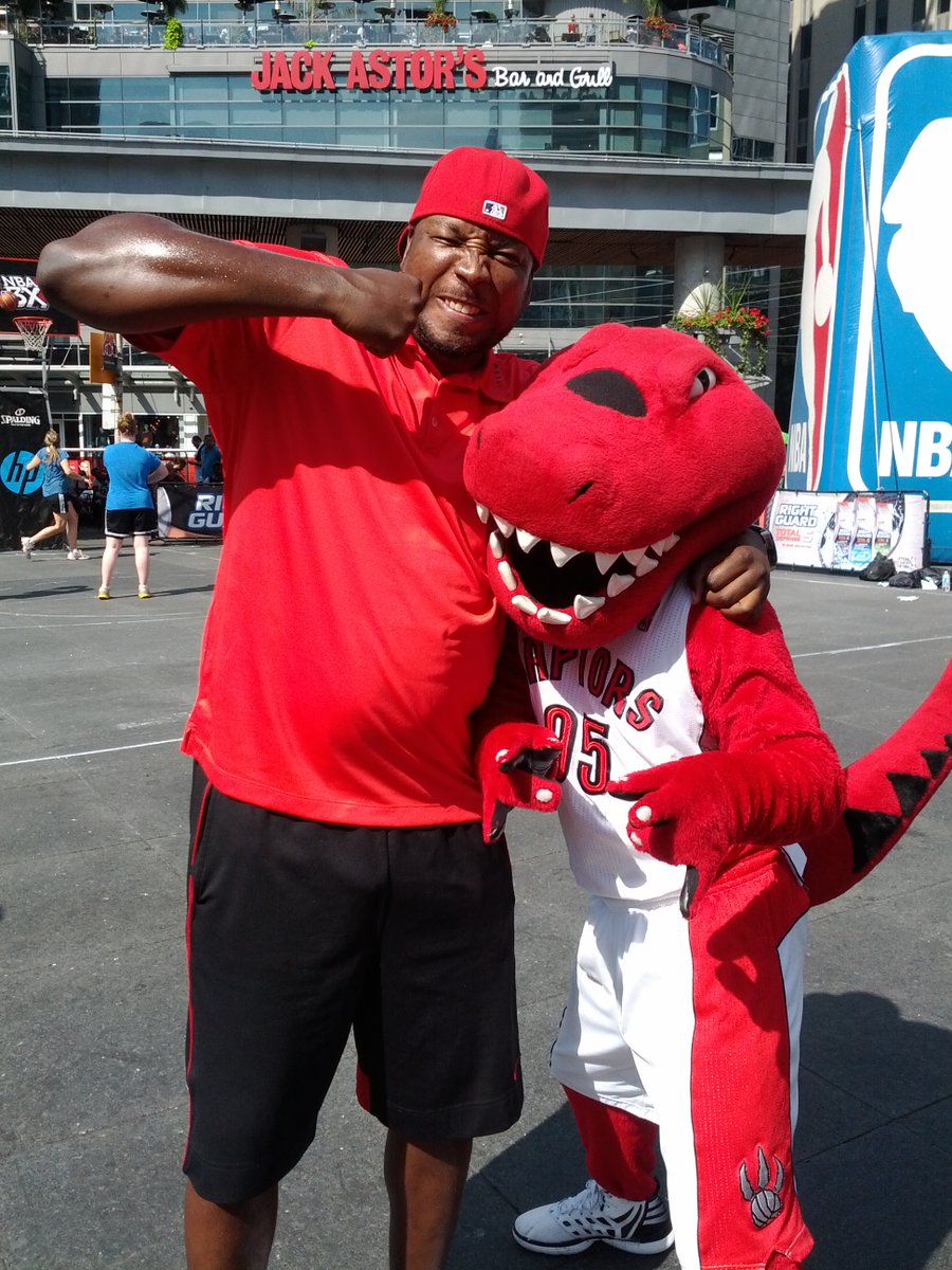 W_Strickland1's tweet photo. Co-Hosting The @NBA 3x3 Dunk Contest In Downtown Toronto With Then-@Cavs PF @TThompson, Rocking The Nike Air Force "@Raptors" Low
#KickGameOfficial #GetBusy #DoWork #TBT https://t.co/9f0xFVycsb