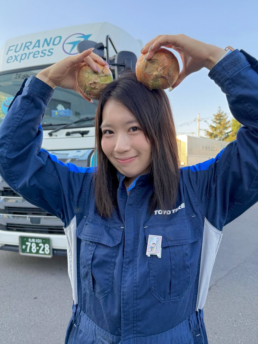 truckmeimei's tweet photo. 出勤した瞬間、配車係さんから一言
「かぼちゃ手積み960ｹｰｽ 追加ね😉」

今日はお金稼いでﾀﾞｲｴｯﾄできそうです💪🏾🐻 https://t.co/HHOI1UO5nx