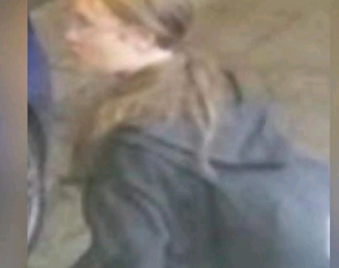 doglab's tweet photo. It takes 3.2 seconds to RT and help find Lillia 13 year old from Bolton has now been missing for six days She was reported missing on Friday 11 September.
Last confirmed sighting 1.50pm Saturday 12 September at the Trafford Centre #Manchester please call 116 000 with any info https://t.co/PlytdykzU7