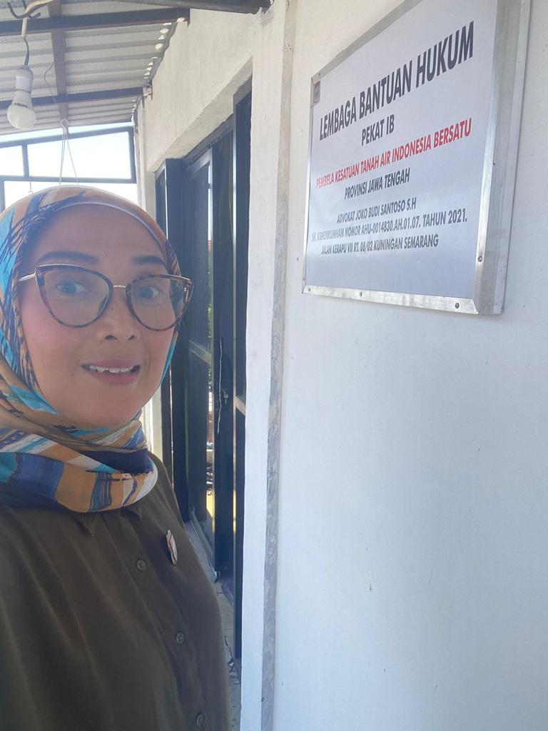 septima_emawati's tweet photo. Saya Septima Emawati Administrasi Hukum Lembaga PEKAT IB JATENG
#lembagapekatibjateng
#kemenkumham
#tnipolri https://t.co/PZmRvyFVS4
