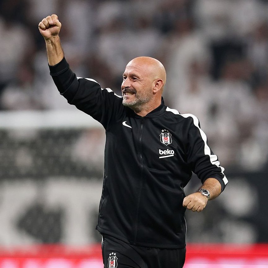 Rabia_dkmn's tweet photo. Vincenzo Italiano 
İyi ki 🙏🏻🙏🏻🦅🦅 https://t.co/I4aiIblOfo