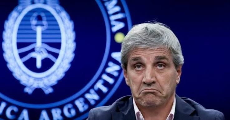 TodoNegativo's tweet photo. Datos del Indec de hoy:
- La desocupación subió al 7,9%
- Le informalidad ya llega al 45% y es récord histórico
- El PBI cayó un 0,6%
Y estos son los mejores 18 meses. No preguntes cómo van a ser los peores. https://t.co/PI6JKEhJL3