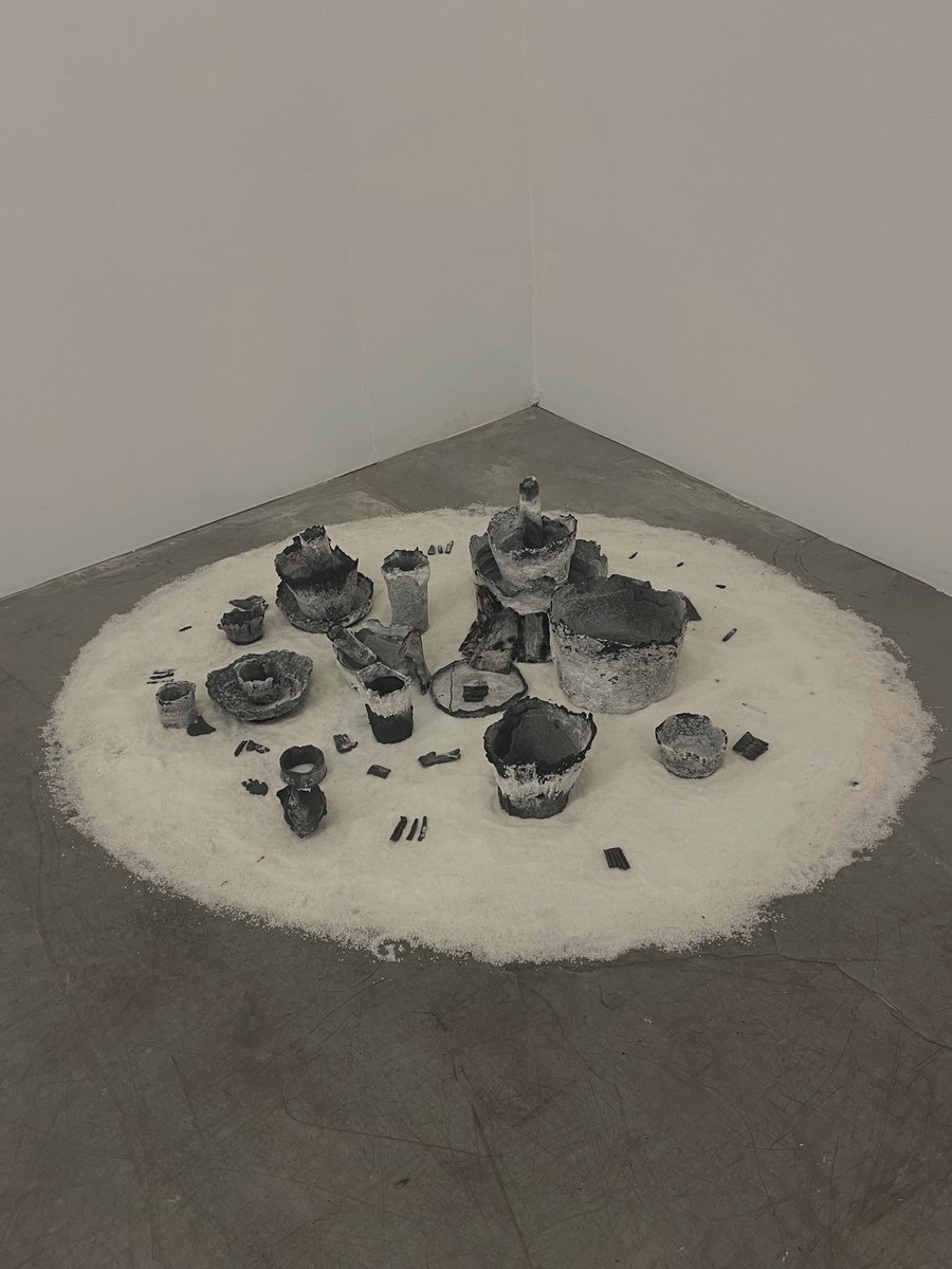 sofiawalkerb819's tweet photo. Potholes at the Cerveira Biennial and other stories

Photo 1: @hertzcontrol https://t.co/3dy8i5fsJC